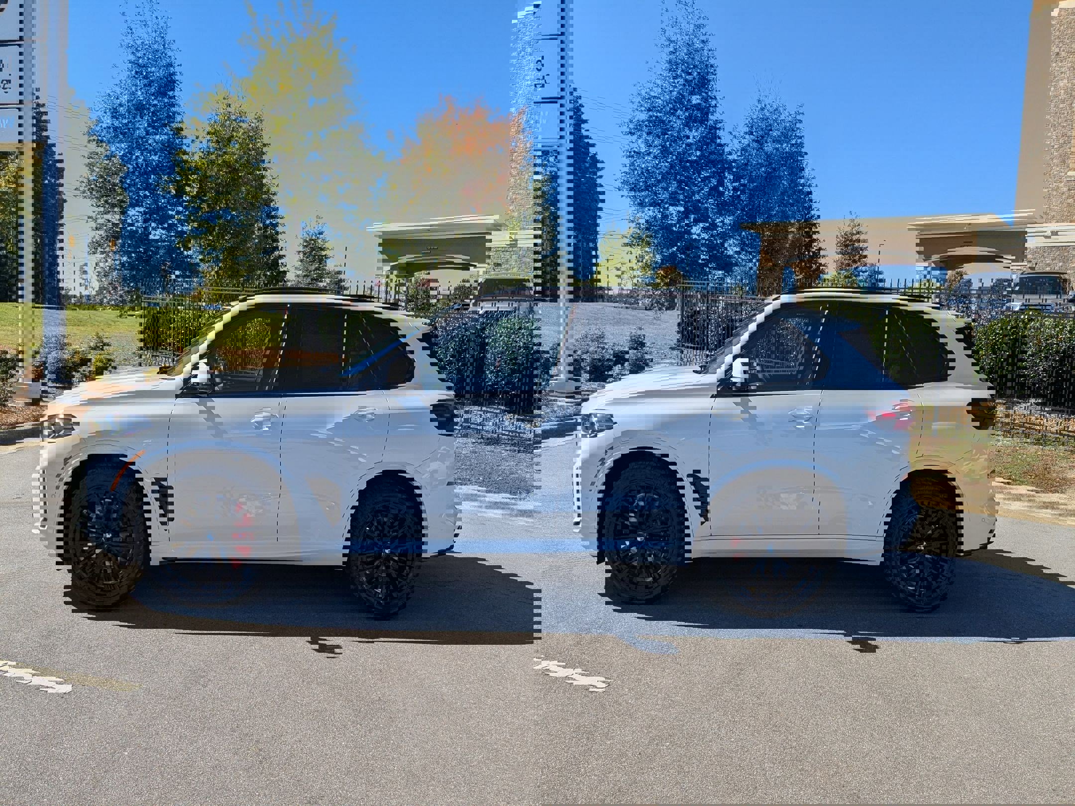 New 2026 BMW X5 xDrive40i w/ M Sport Package image 6