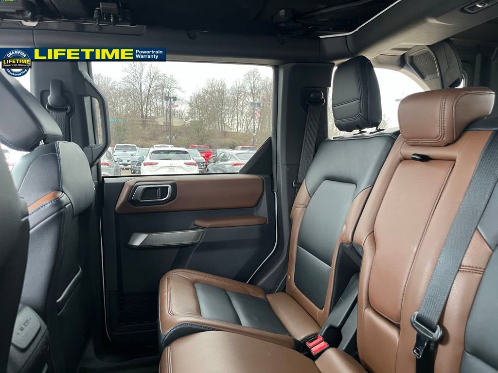 Used 2023 Ford Bronco Outer Banks w/ Sasquatch Package image 23