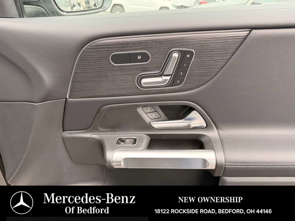 New 2026 Mercedes-Benz GLB 250 4MATIC image 28