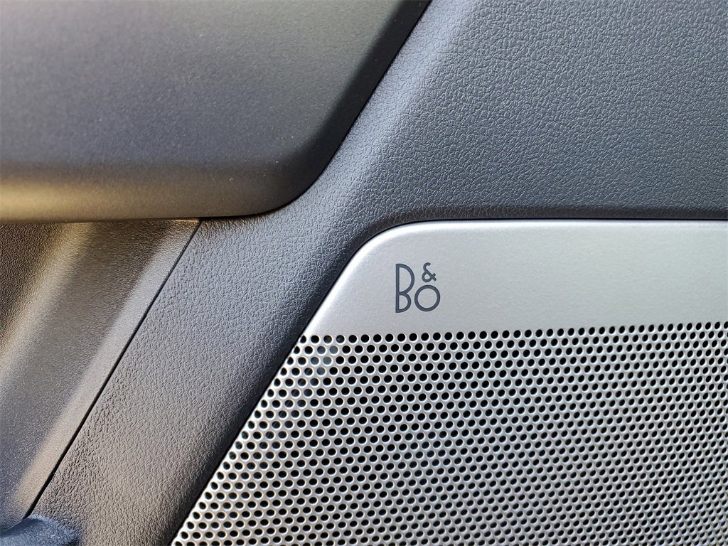 New 2026 Ford F250 Lariat w/ Black Appearance Package image 26