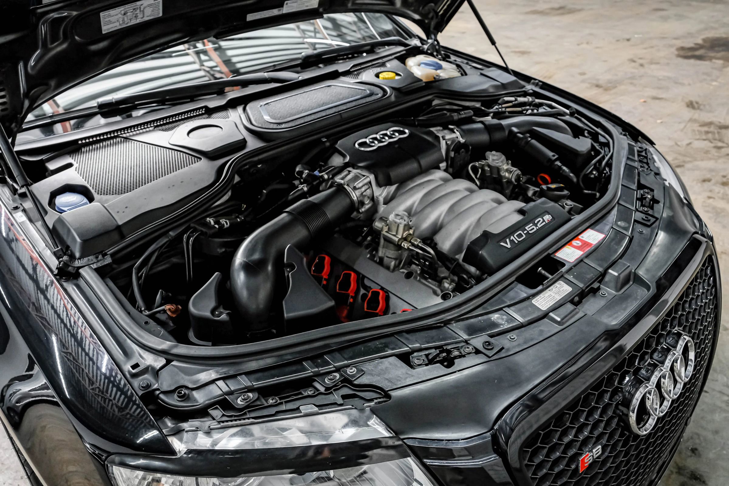 Used 2007 Audi S8 image 51