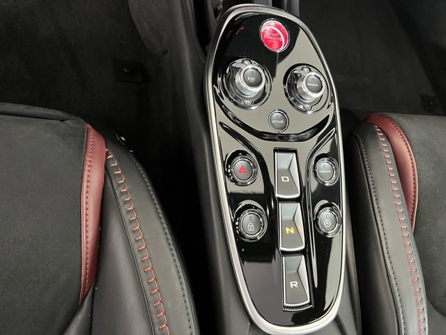 Used 2023 McLaren GT image 17