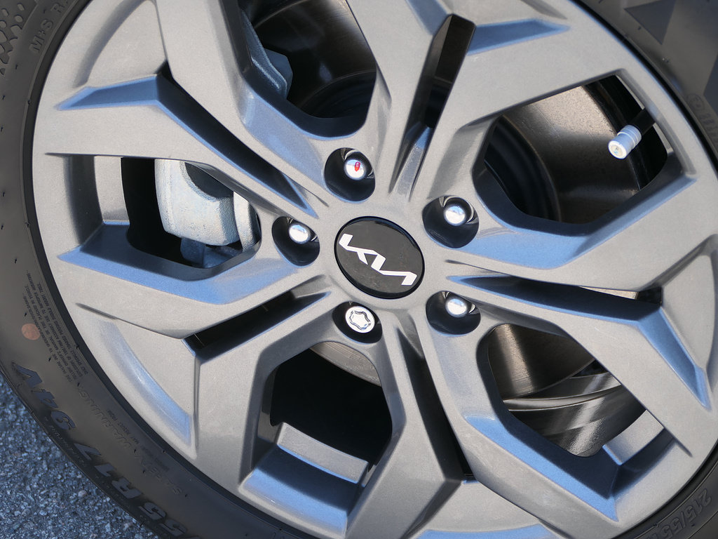 Used 2024 Kia Seltos LX AWD/4WD image 11