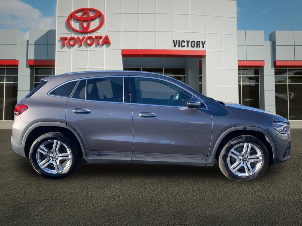 Used 2023 Mercedes-Benz GLA 250 4MATIC image 2