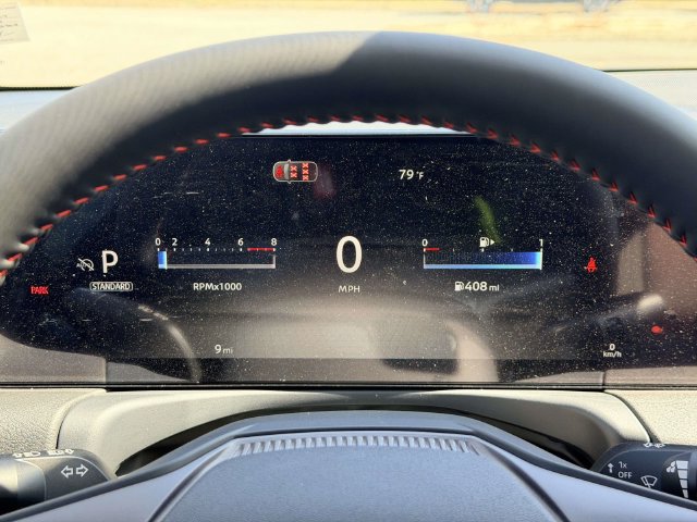 New 2027 Nissan Sentra SR w/ Floor Mat Package FWD image 23