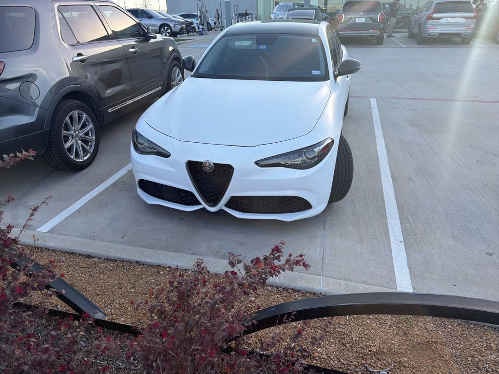 Used 2019 Alfa Romeo Giulia Ti Sport w/ Quick Order Package 22U Sport image 12