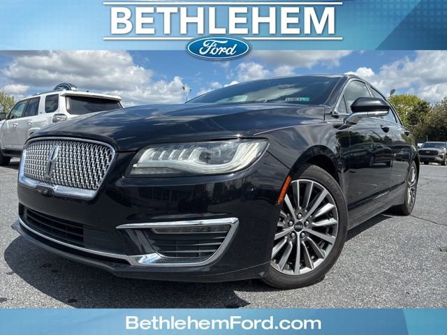 Used 2017 Lincoln MKZ Premiere FWD image 1