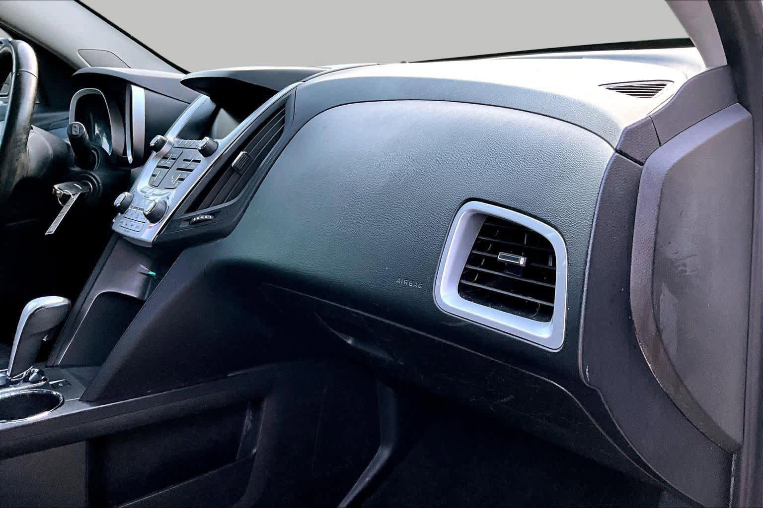 Used 2012 Chevrolet Equinox LTZ FWD image 16