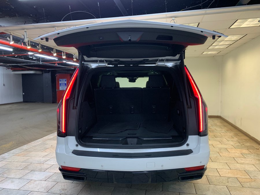 Used 2022 Cadillac Escalade ESV Sport w/ Touring Package AWD/4WD image 66