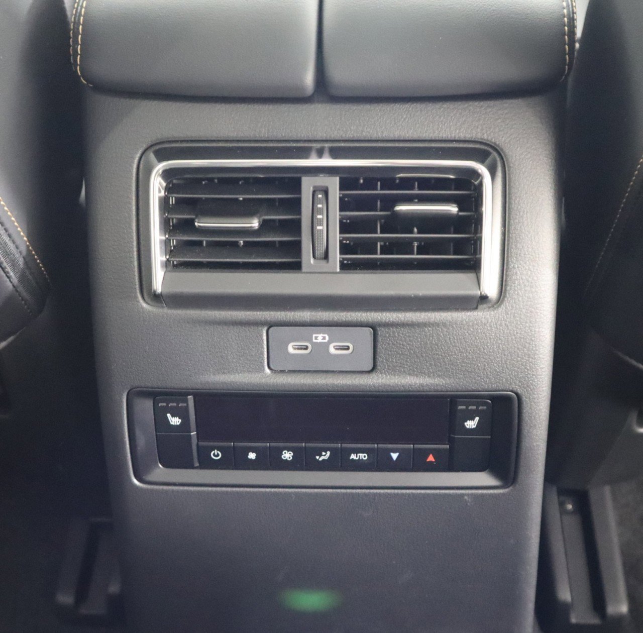 Used 2025 MAZDA CX-90 Plug-In Hybrid w/ Premium Plus image 14