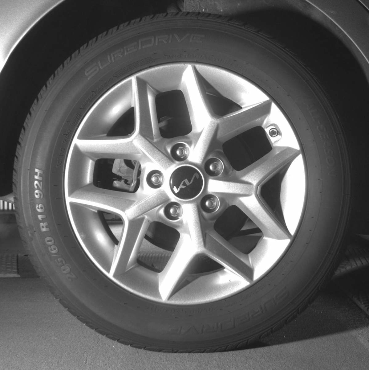 Used 2025 Kia Soul LX w/ LX Technology Package FWD image 12
