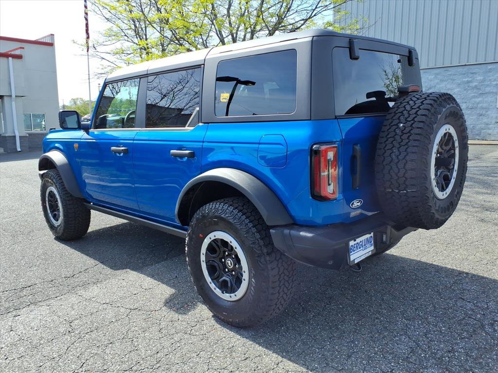 New 2026 Ford Bronco Badlands w/ Sasquatch Package image 7