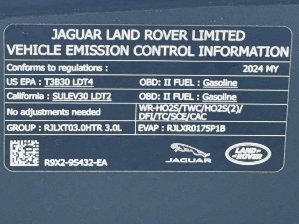 Used 2024 Land Rover Range Rover Long Wheelbase SE image 60