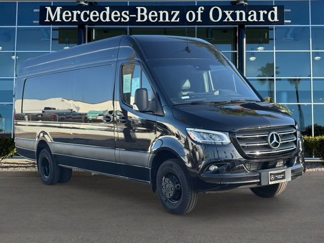 Used 2024 Mercedes-Benz Sprinter 3500 image 1