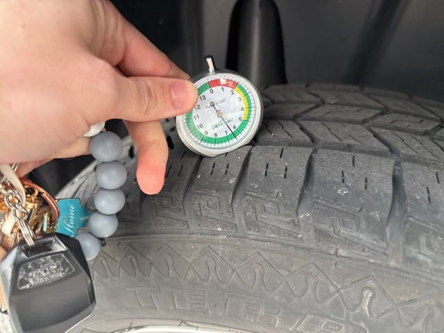 Used 2015 GMC Terrain SLE image 9