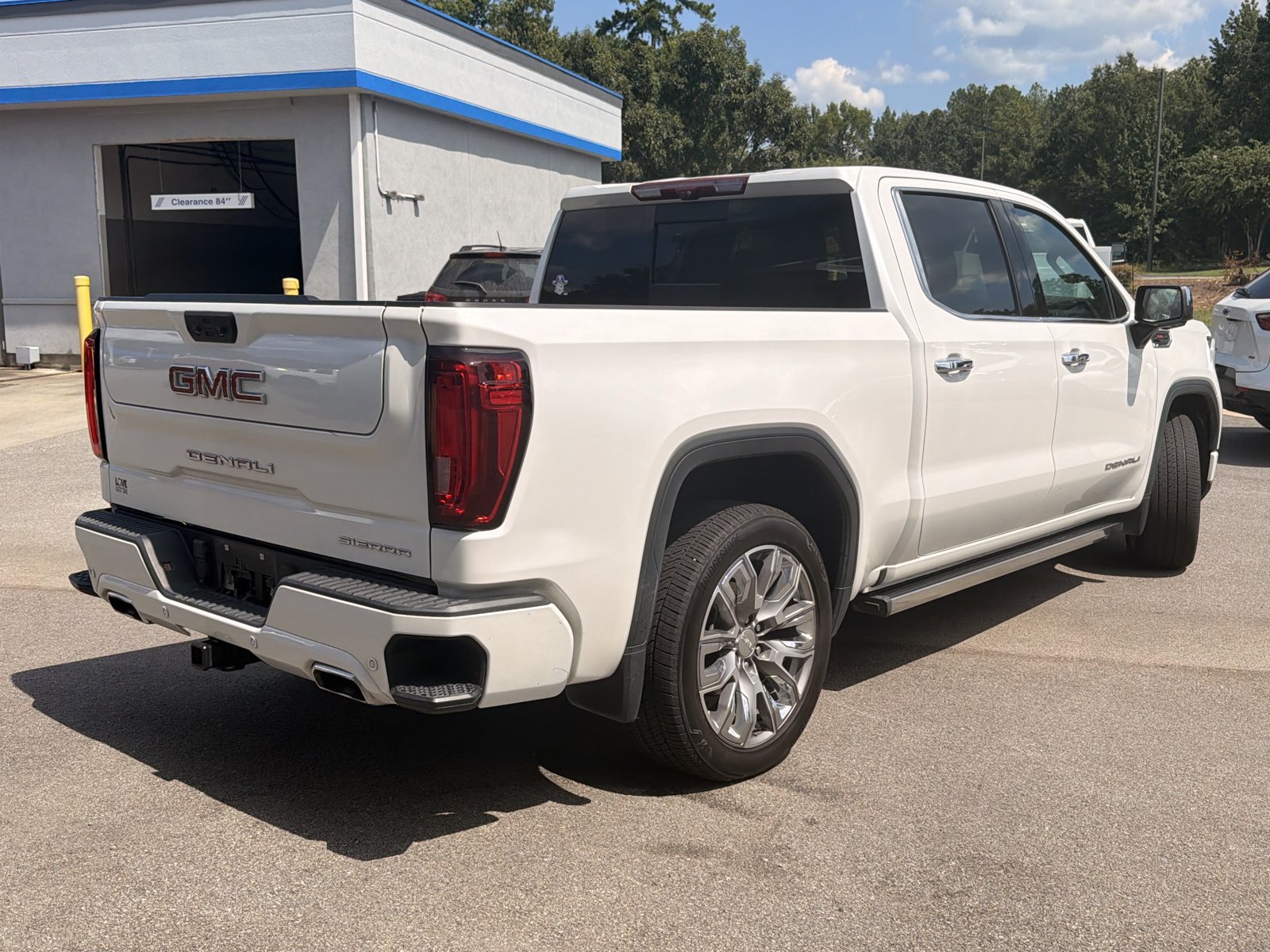 Used 2023 GMC Sierra 1500 Denali AWD/4WD image 12