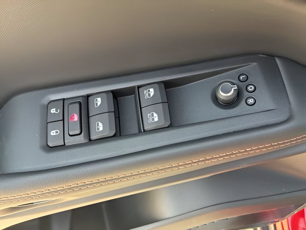 New 2026 Jeep Cherokee Overland w/ Advanced Pro Tech Group AWD/4WD image 11