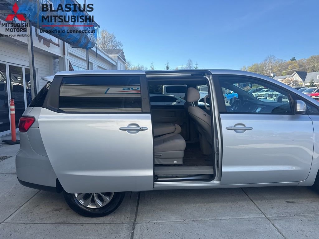 Used 2021 Kia Sedona LX FWD image 37