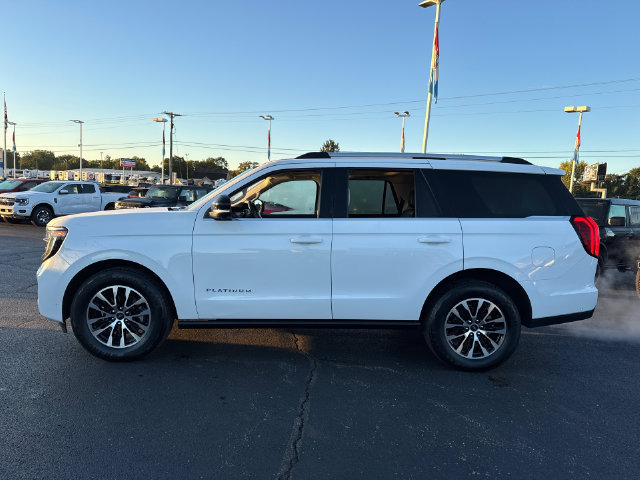 Used 2025 Ford Expedition Platinum AWD/4WD image 4