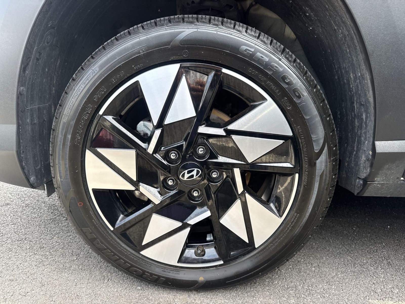 Certified 2025 Hyundai Kona SEL AWD/4WD image 12