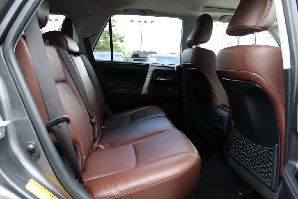 Used 2018 Toyota 4Runner Limited AWD/4WD image 14