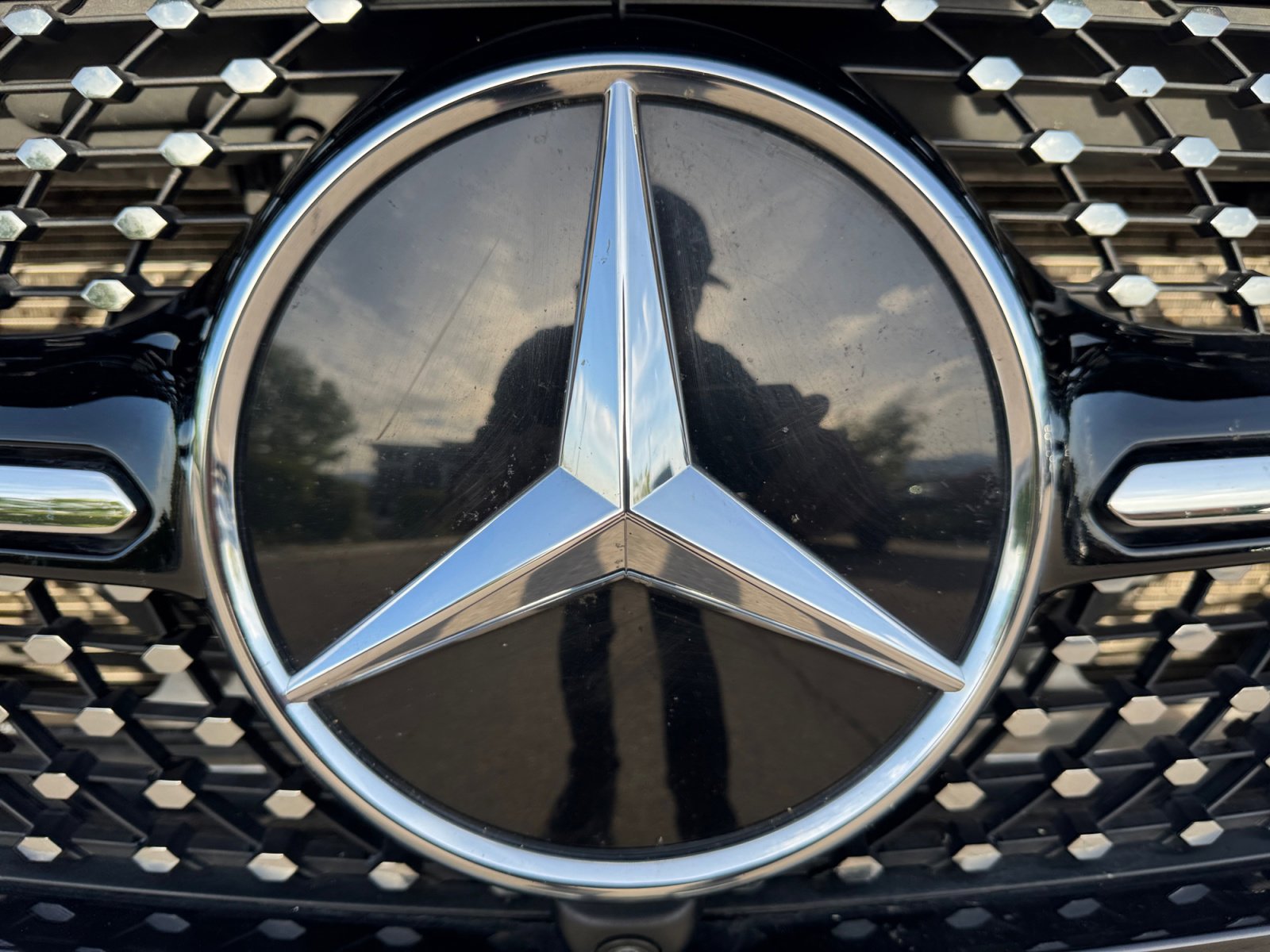 Used 2022 Mercedes-Benz GLC 300 4MATIC Coupe image 23