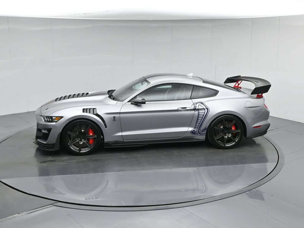 Used 2020 Ford Mustang Shelby GT500 w/ Carbon Fiber Track Pack RWD image 43
