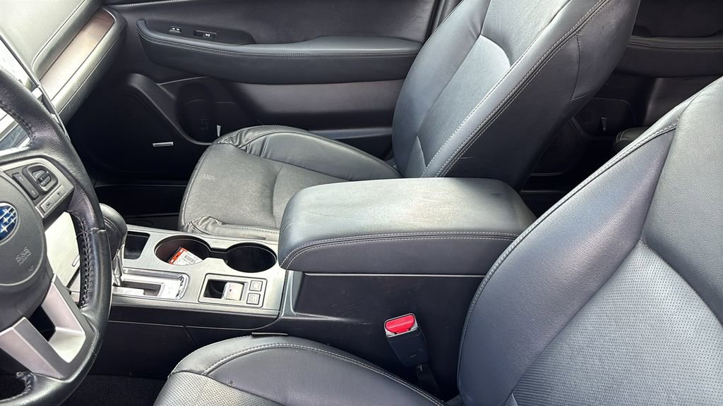 Used 2017 Subaru Outback 2.5i Limited image 23