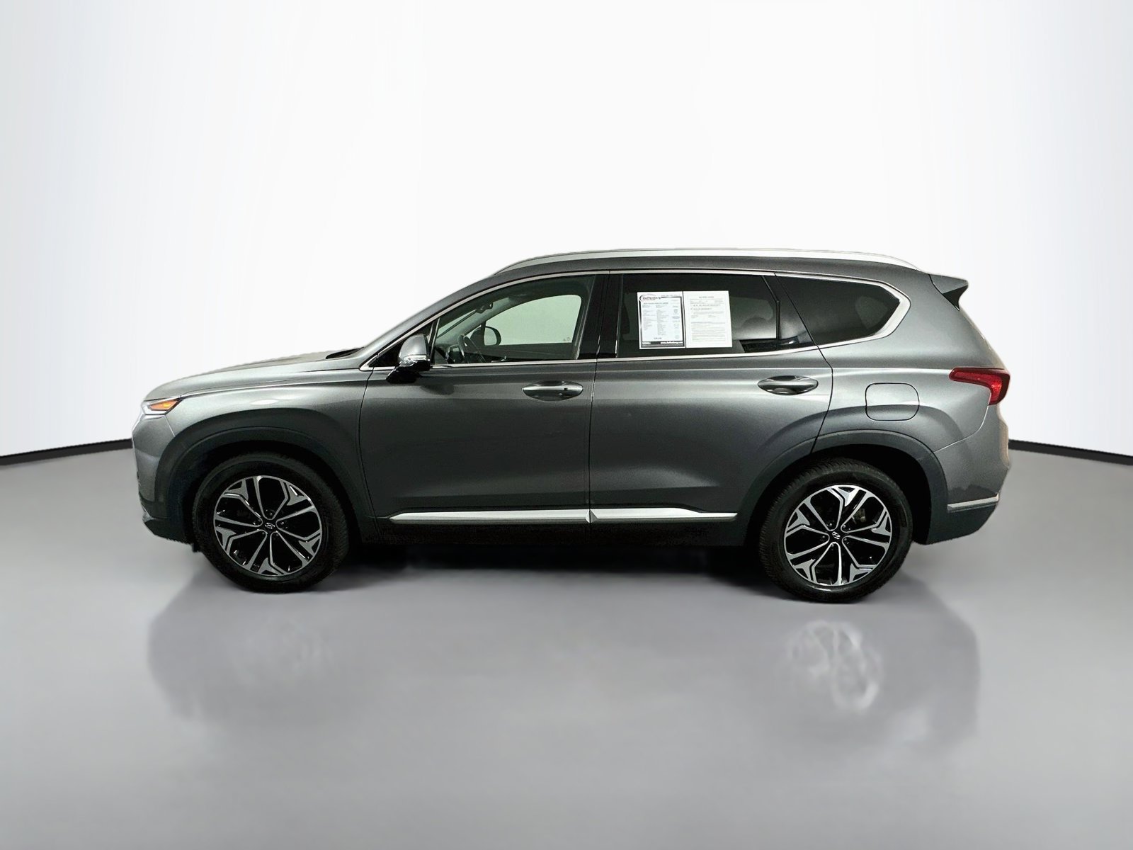 Used 2019 Hyundai Santa Fe Limited FWD image 4