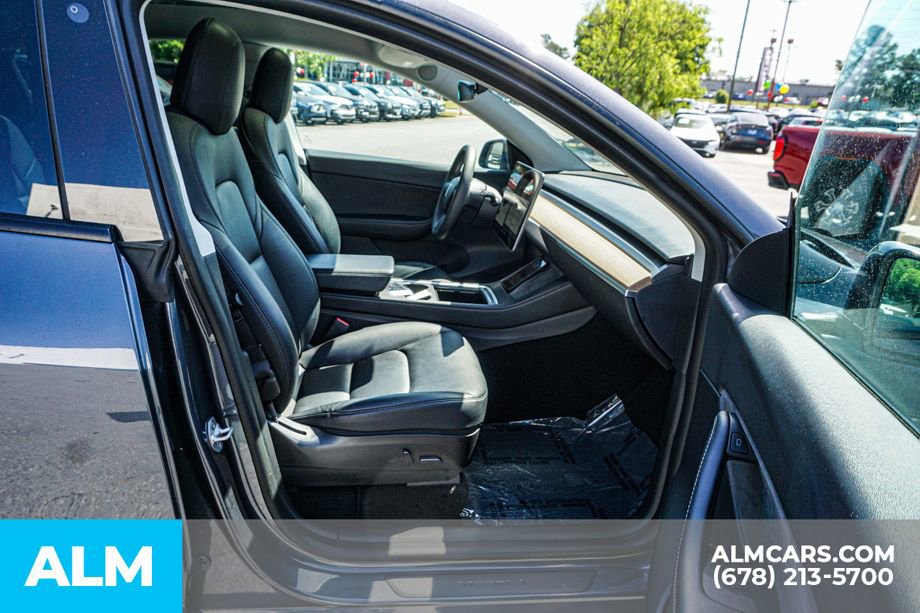 Used 2021 Tesla Model Y Long Range AWD/4WD image 23