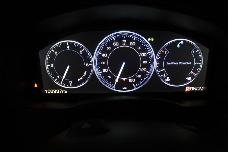 Used 2015 Cadillac Escalade Luxury AWD/4WD image 19