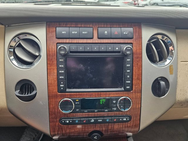 Used 2010 Ford Expedition Eddie Bauer RWD image 8