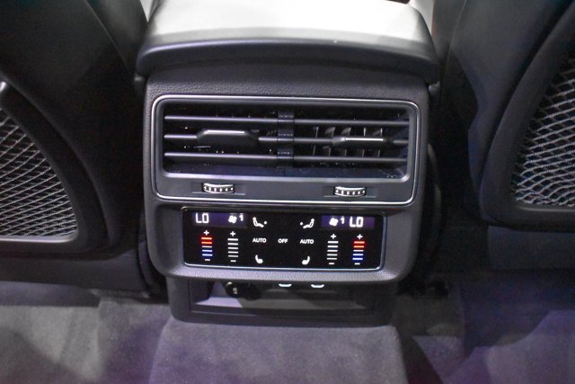 Used 2026 Audi Q7 3.0T Prestige AWD/4WD image 27