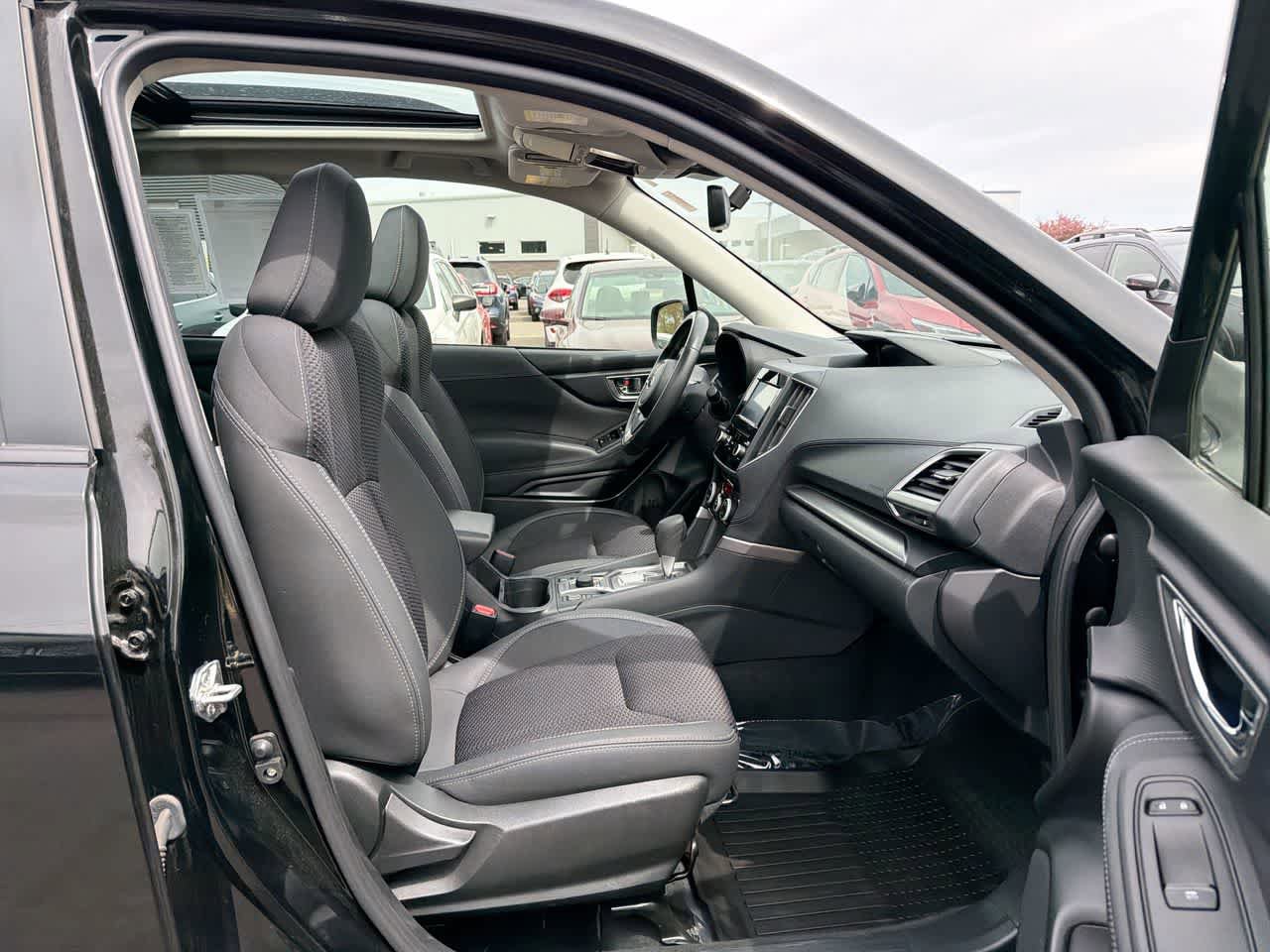 Certified 2023 Subaru Forester Premium AWD/4WD image 27