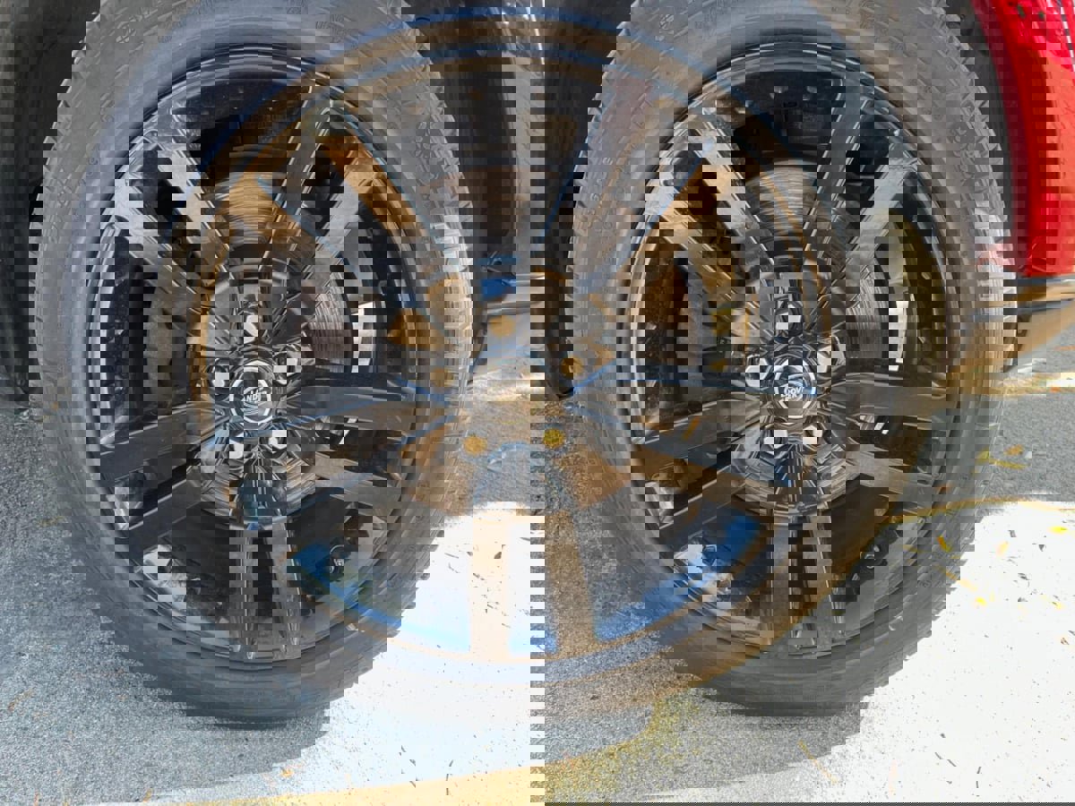 Used 2013 Land Rover LR4 HSE image 12