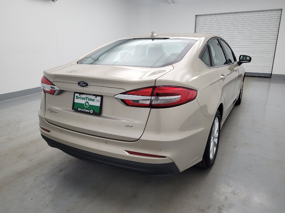 Used 2019 Ford Fusion SE FWD image 7