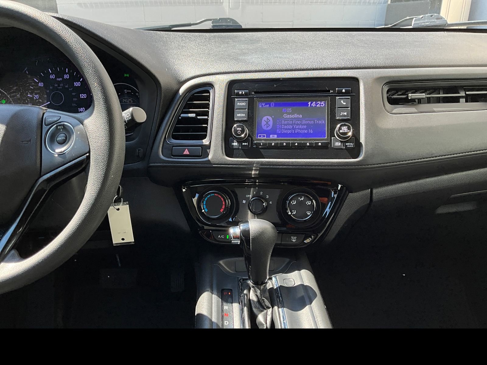 Used 2020 Honda HR-V LX image 4