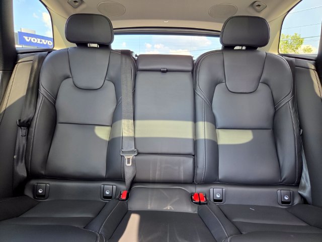 New 2027 Volvo XC60 B5 Ultra AWD/4WD image 10