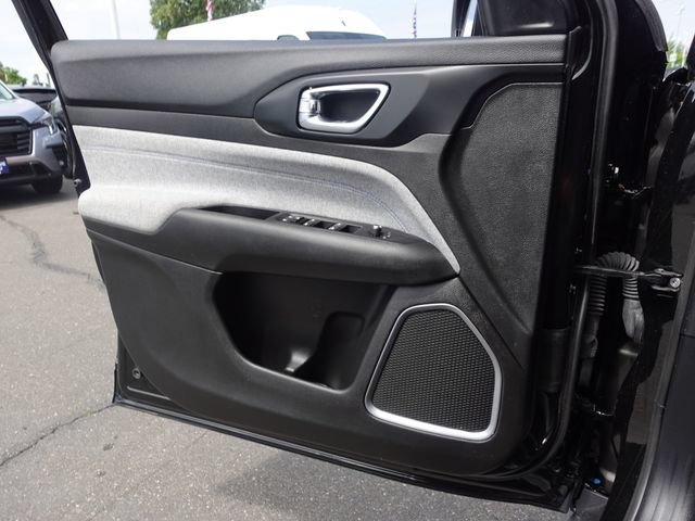 Used 2025 Jeep Compass Sport AWD/4WD image 21