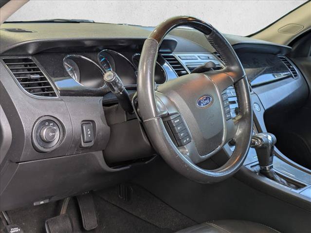 Used 2011 Ford Taurus Limited w/ 301A Rapid Spec Order Code FWD image 4
