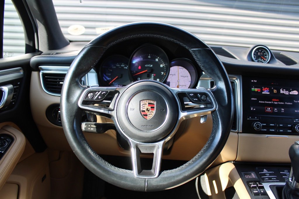 Used 2017 Porsche Macan GTS image 22