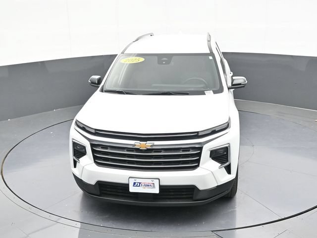 Used 2025 Chevrolet Traverse LT w/ Driver Confidence Package AWD/4WD image 66