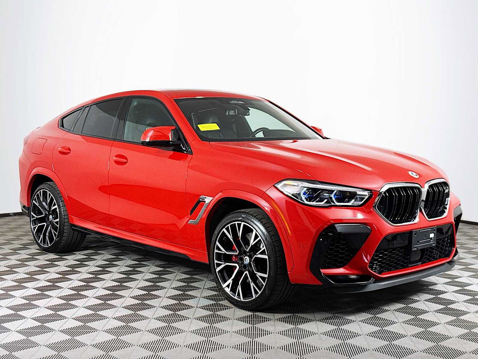Used 2023 BMW X6 M w/ Executive Package AWD/4WD image 3
