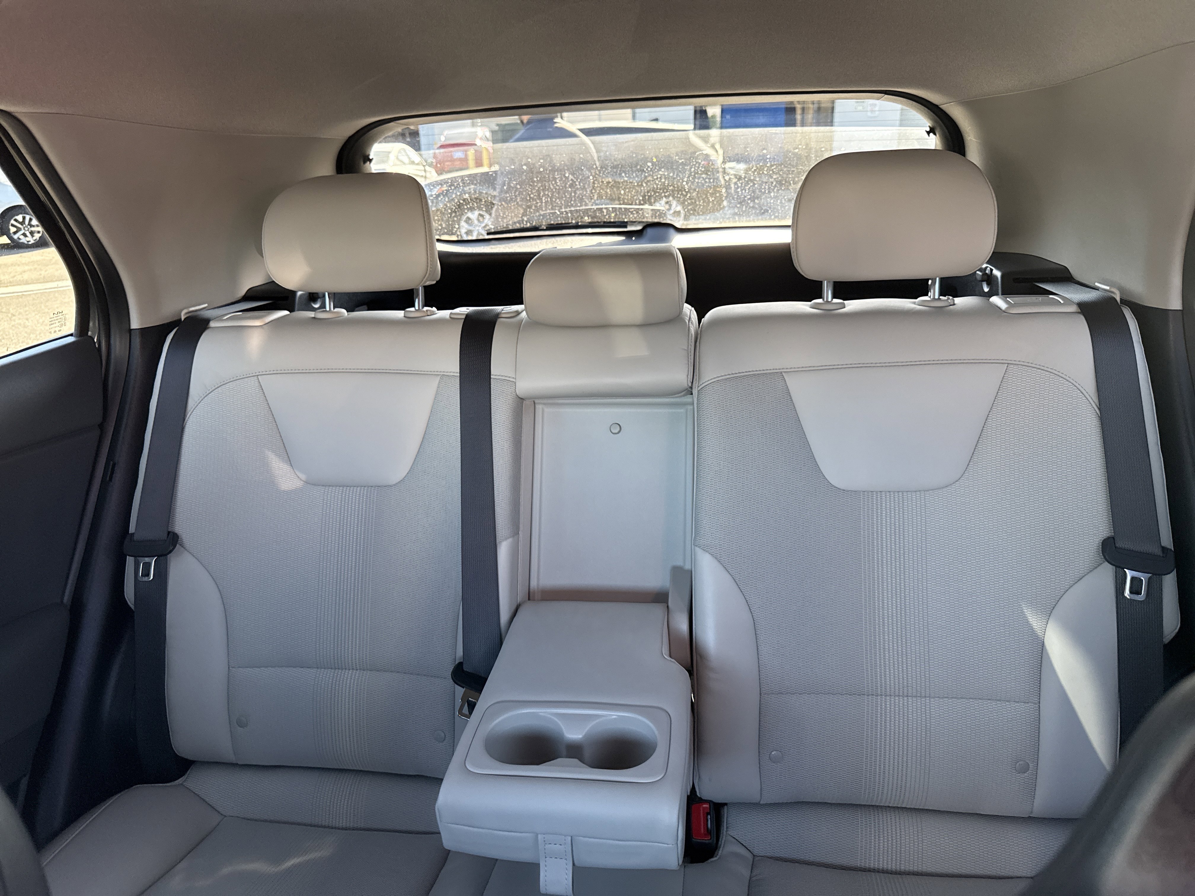 Used 2023 Kia Niro EX image 18