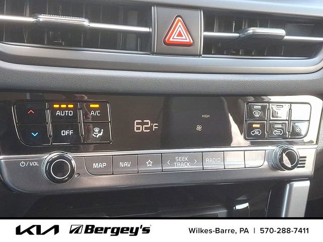 Certified 2025 Kia Seltos EX AWD/4WD image 12