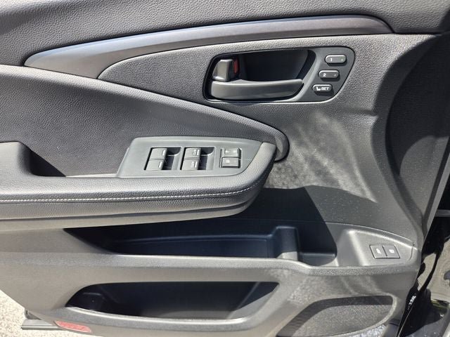 Certified 2023 Honda Passport EX-L image 33