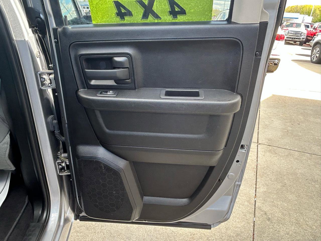 Used 2020 RAM 1500 Express AWD/4WD image 15