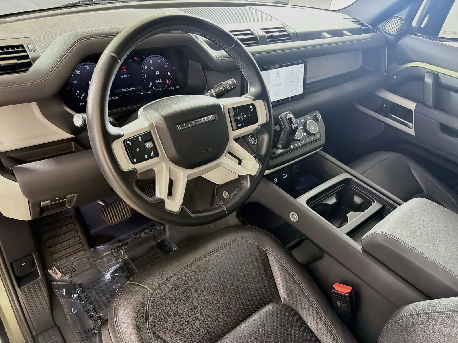 Used 2023 Land Rover Defender 110 S AWD/4WD image 9