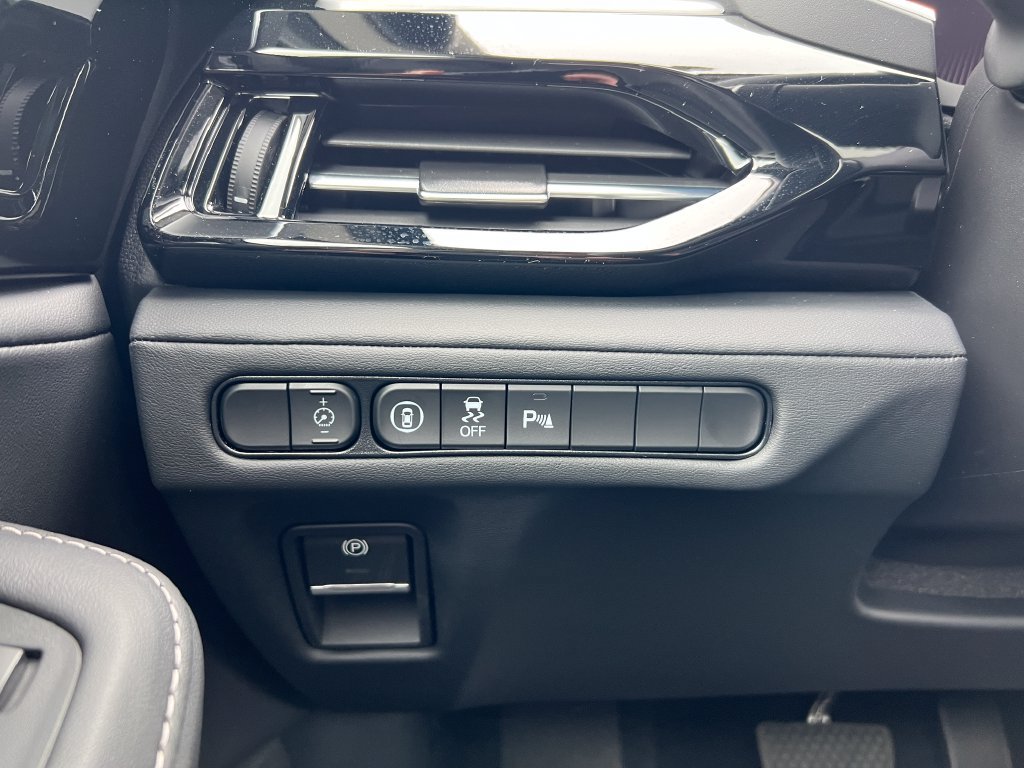 Certified 2026 Acura MDX w/ Technology Package AWD/4WD image 17