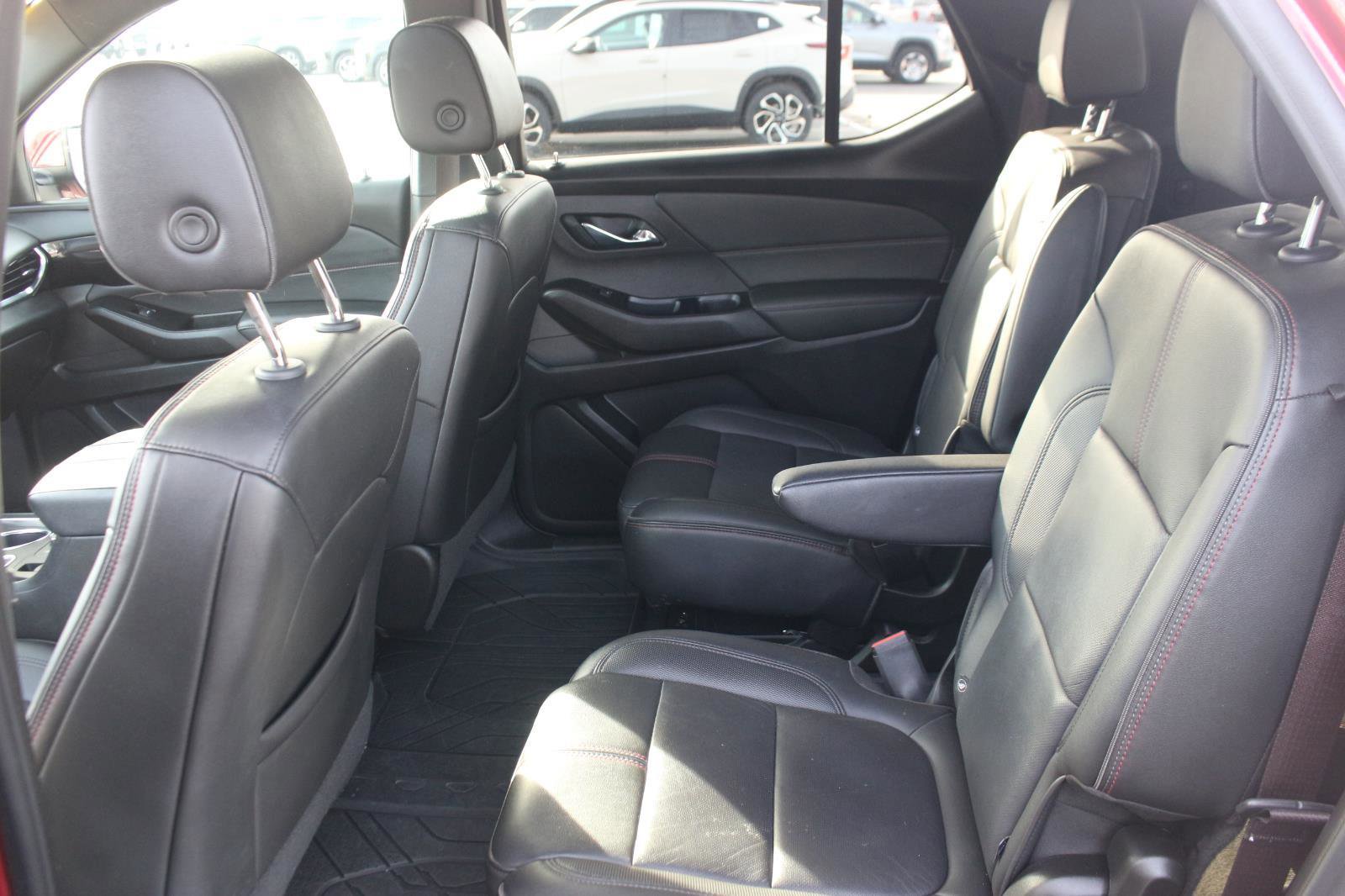 Used 2024 Chevrolet Traverse RS w/ LPO, Floor Liner Package image 36